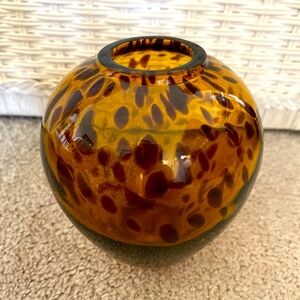 Vintage Murano Style Art Glass Tortoise Shell Urn Vase Small Brown Speckled 6"